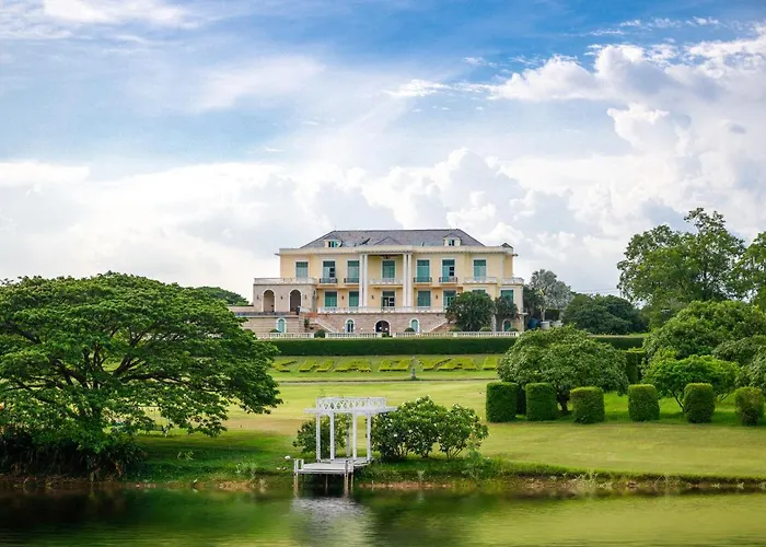Chateau De Khaoyai Hotel & Resort