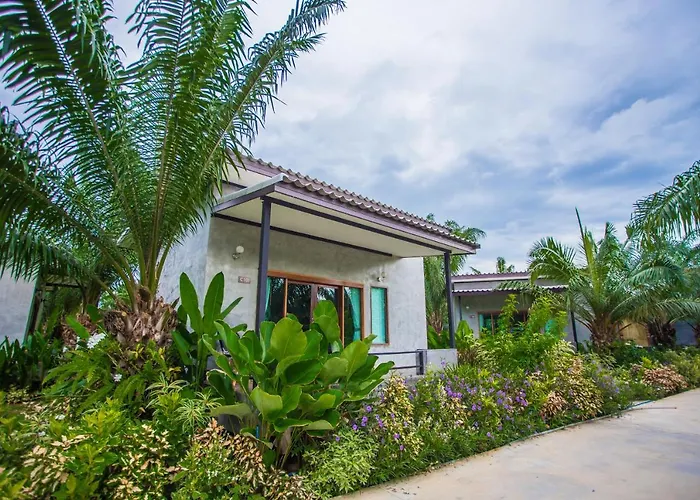 Palm Pran Resort