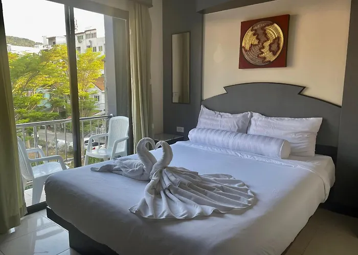 Hill View Lodge Patong