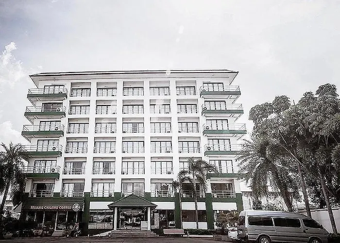 Maneerote Hotel