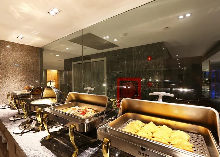 New Season Hotel