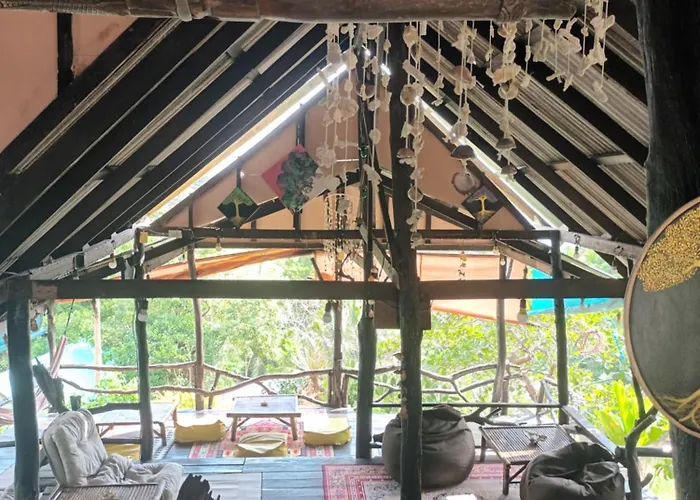 Thip Bungalow