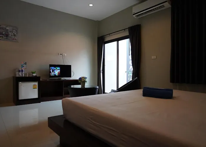 Green Leaf Hostel
