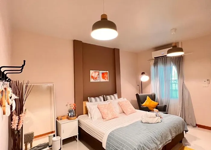 Por Poshtel Kanchanaburi