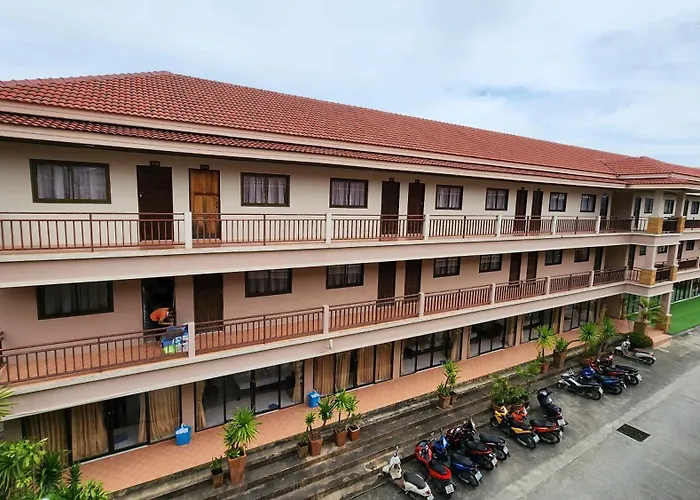 Panupong Hotel