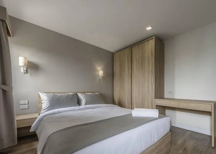 Carnation Residence Samut Prakan