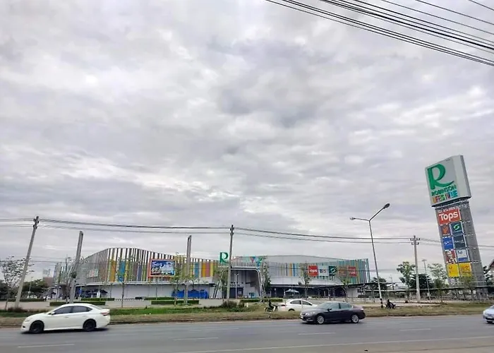 Cicada Hotel Kanchanaburi