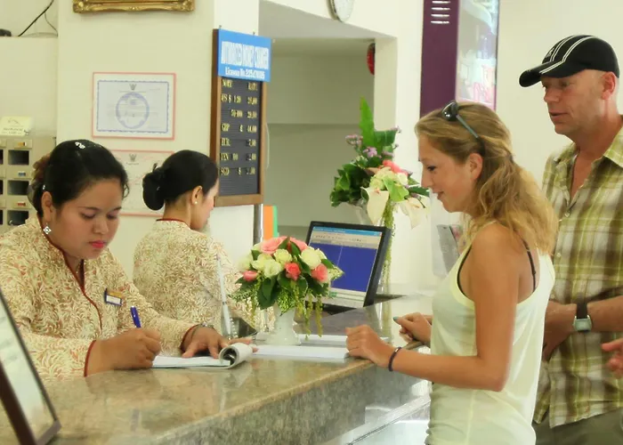 Thumrin Hotel Trang