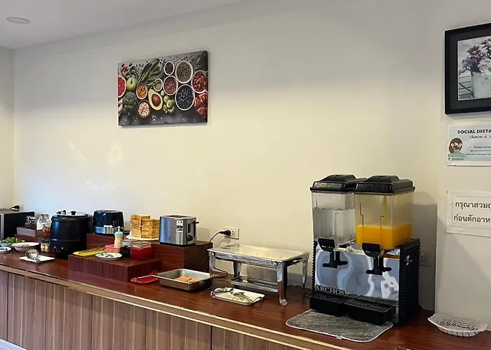 The Charlotte Smart Hotel Lopburi