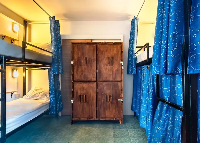 See Sea Backpackers House
