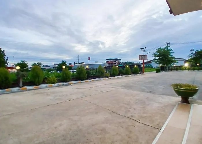 Grand Lopburi