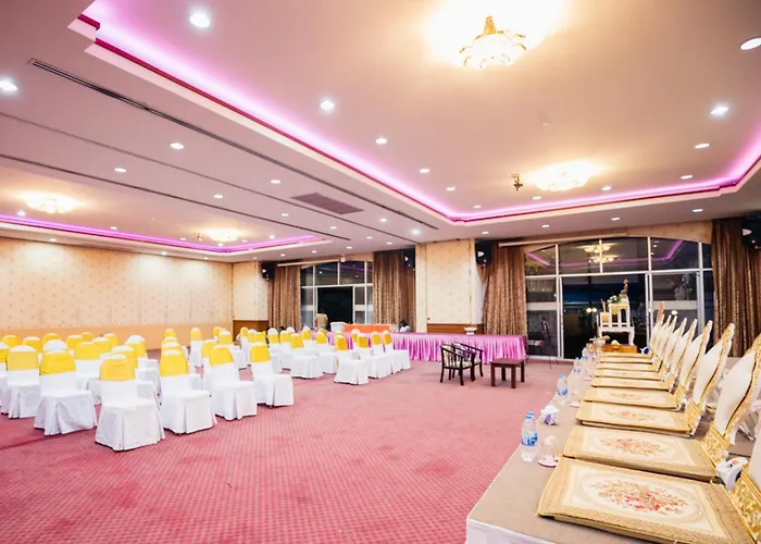 Chumphon Gardens Hotel