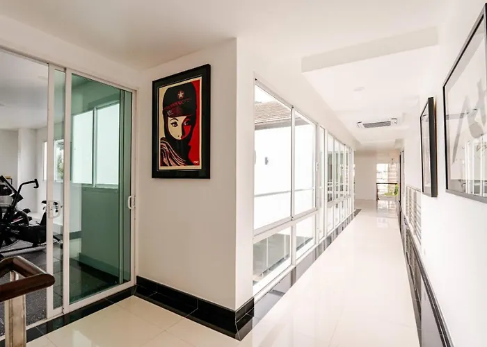 Kyerra 88-16 An Exquisite Mansion With Eclectic Interiors