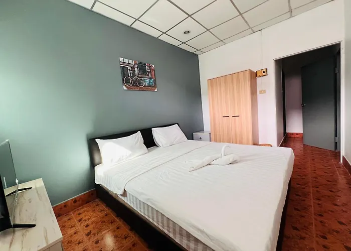 Patong Adventure Hostel