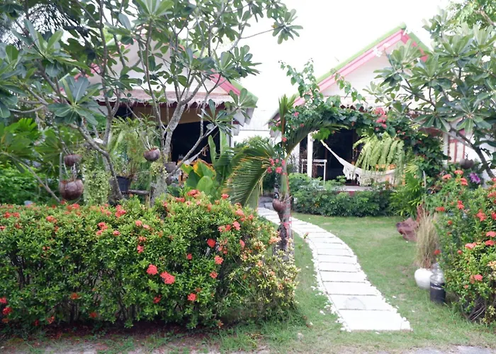 Tropicoco Beach Resort Koh Phangan