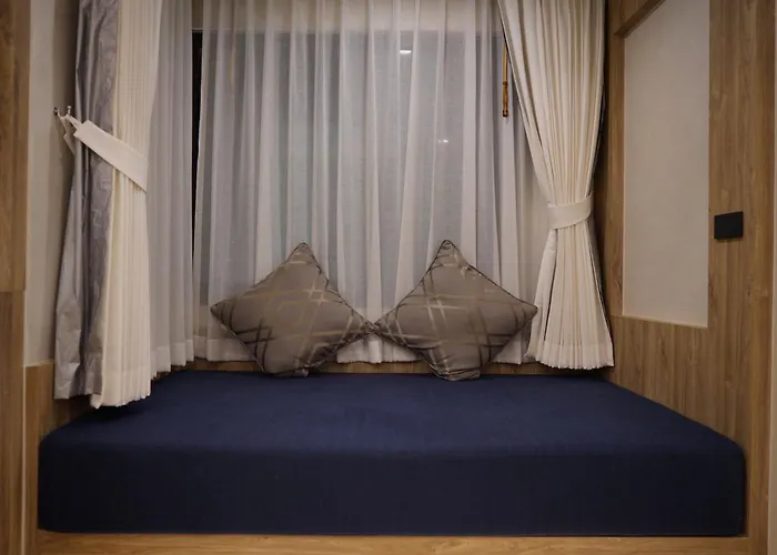 Phattrasom Villa ภัทราศรม วิลล่า