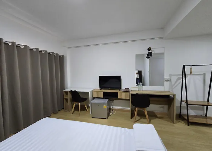 Ratanasiri Hotel