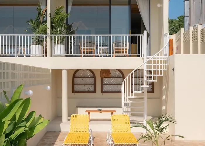 Rocco Villa