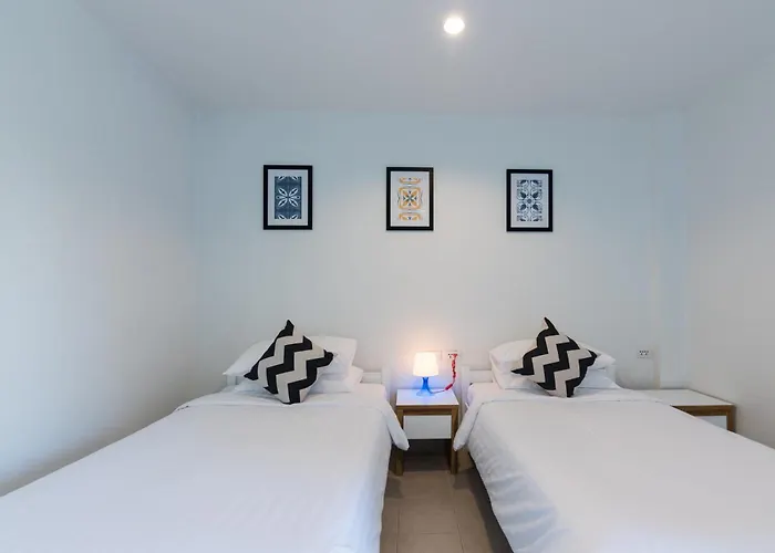 Maikhao Hotel, Phuket