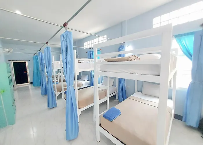 Khao Sok Backpacker Hostel