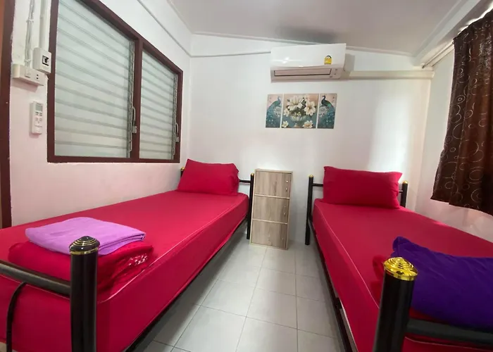 Seventeen Hostel