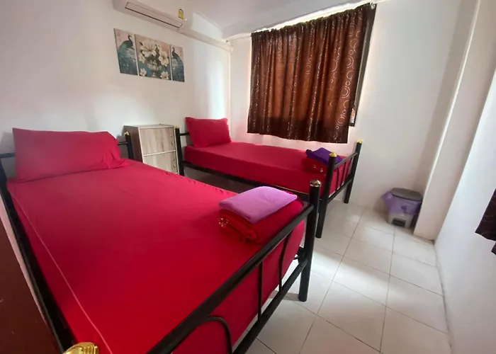 Seventeen Hostel
