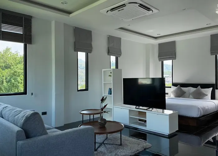 Ice Kamala Beach Hotel