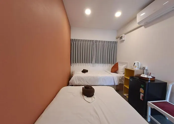 Nomads Homestay Sriracha