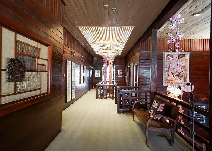 Pukha Nanfa Hotel