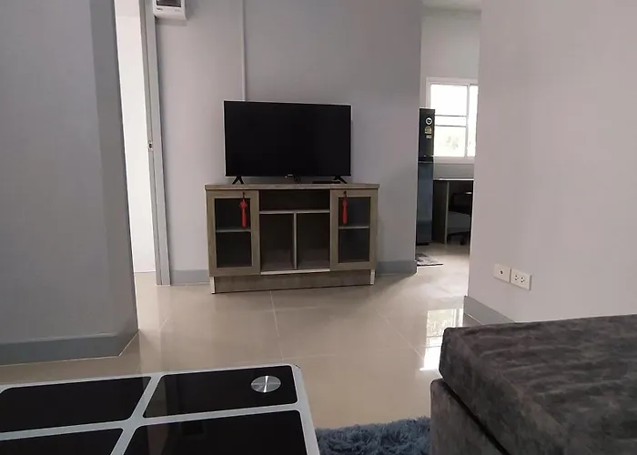 Family House Close To City Center