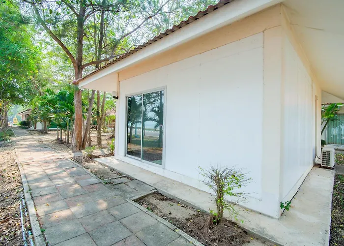 Koh Lak Resort Prachuap Khiri Khan