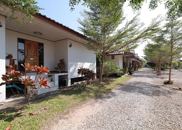 Oyo 553 Kongsup Resort