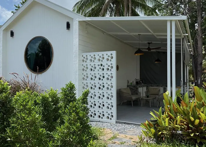 High-In Holiday Home&Villa