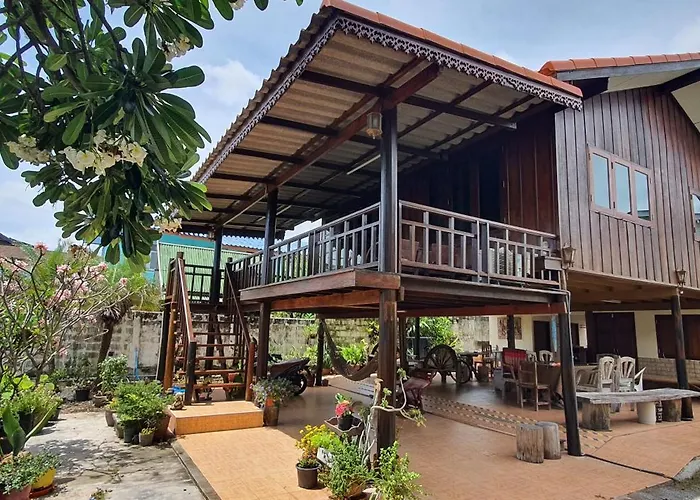 Seesea Thai Wooden House On Beachfront Prachuap Khiri Khan