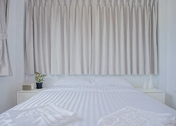v32A Blue Horizon Haad Yao, Seaview 3BR Apartment 1st Floor
