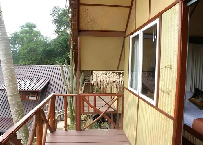 Phi Phi Ingphu Viewpoint Hotel