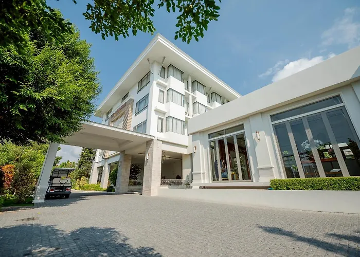The Navy House Hotel
