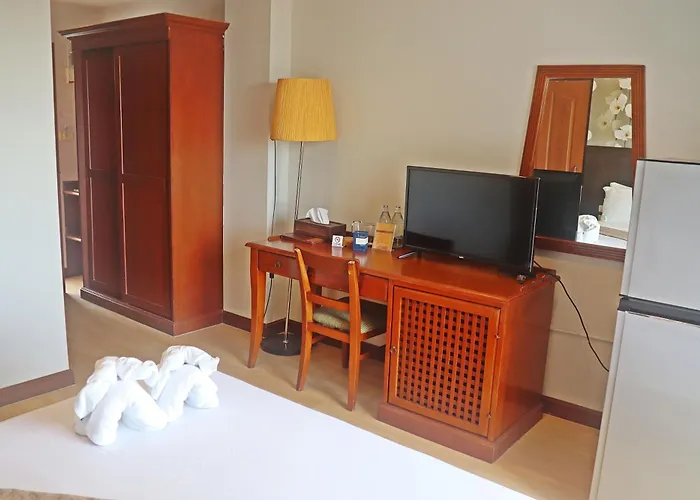 Inn House- Sha Extra Plus