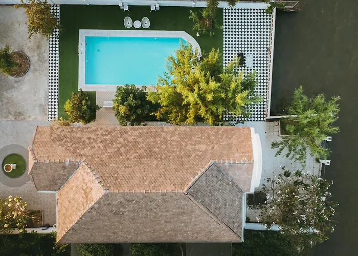 Arpo Pool Villa Riverside Bangkok