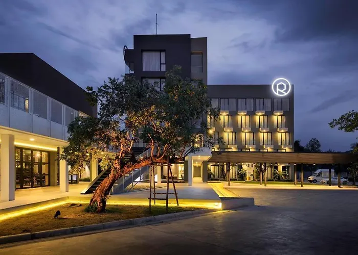 R Photo Hotel