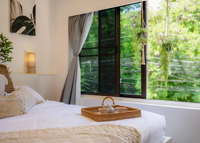 Entire Family House Great Location Near Big Buddha
