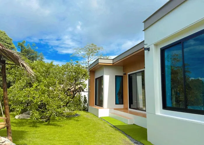 Ao Nang Escapes Tropical Villas & Studios