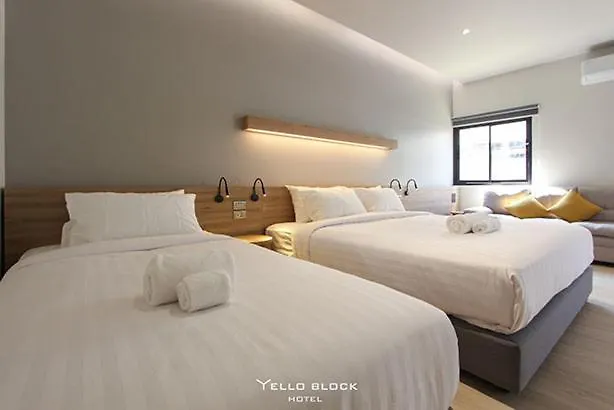 Yello Block Hotel