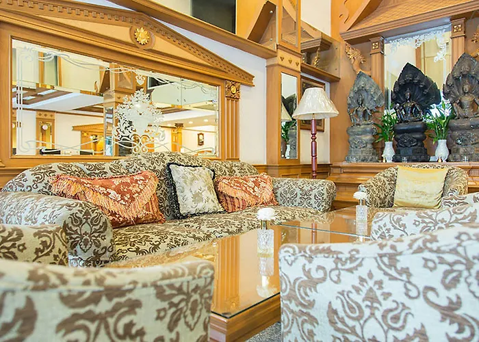 Golden House Bts Chidlom Bangkok Hotel