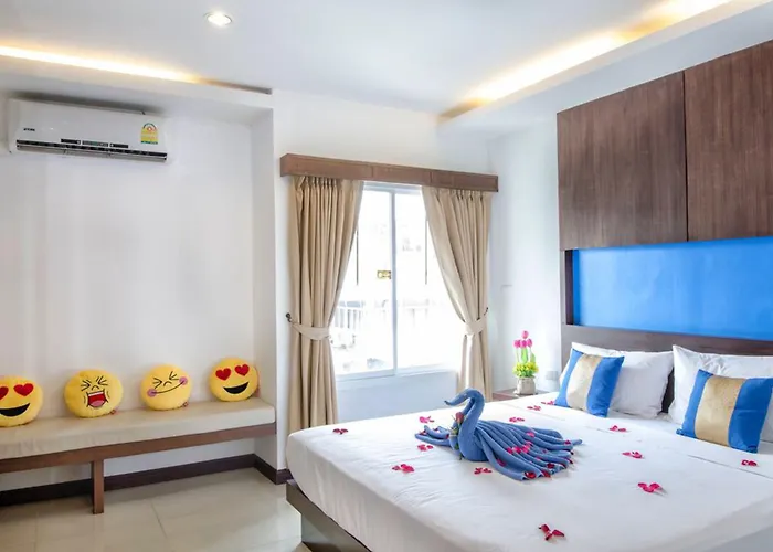 Blue Sky Patong Hotel