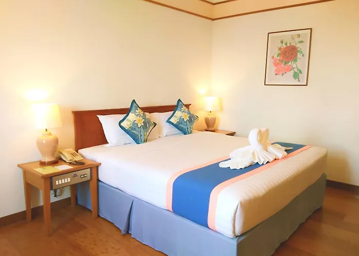 Diamond Plaza Hotel