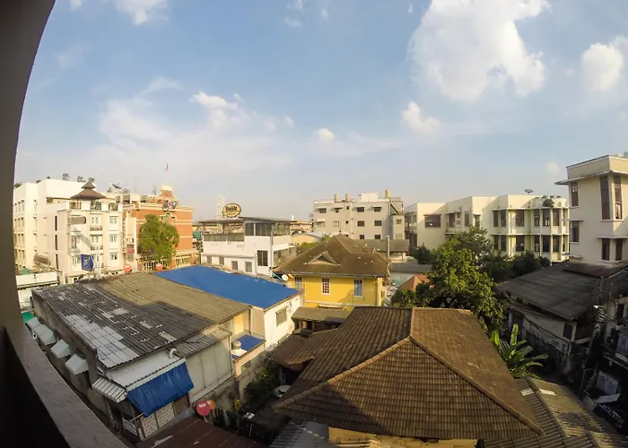 The Irish Clock Hostel Udon Thani