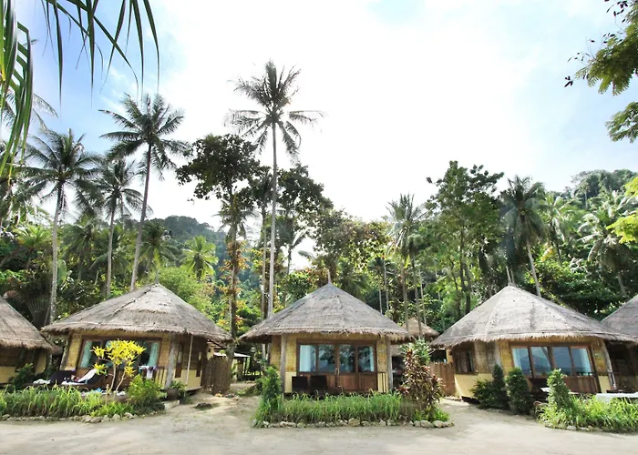 Thapwarin Resort - Green Hotel