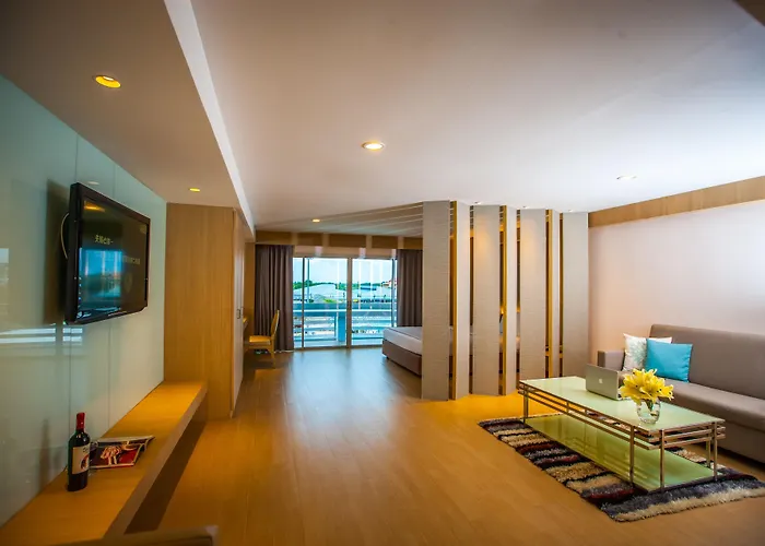 Golden City Rayong Hotel