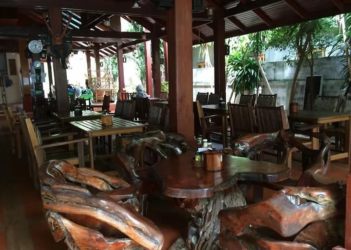 Haad Yao Resort